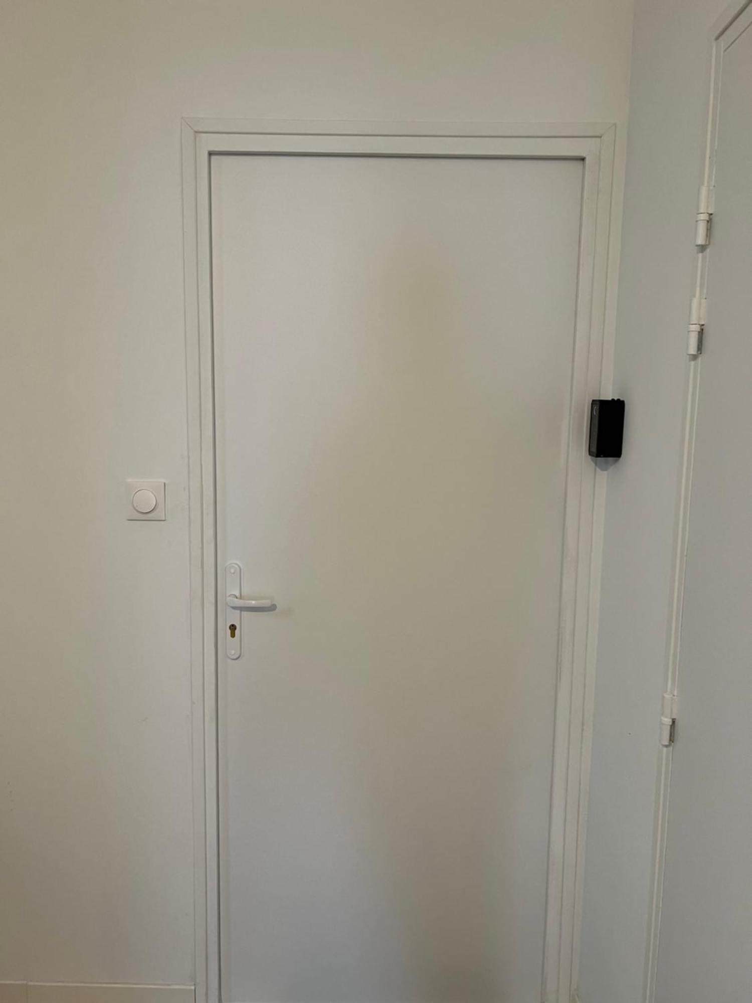 Fenix Appartement T2 40 M2 Cosy Rdc Plein Centre Ville Pierrelatte Eksteriør bilde