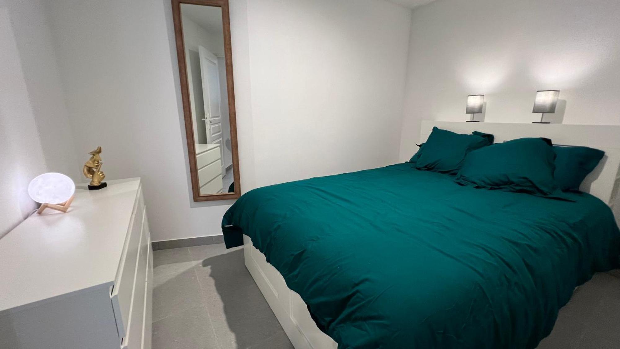 Fenix Appartement T2 40 M2 Cosy Rdc Plein Centre Ville Pierrelatte Eksteriør bilde
