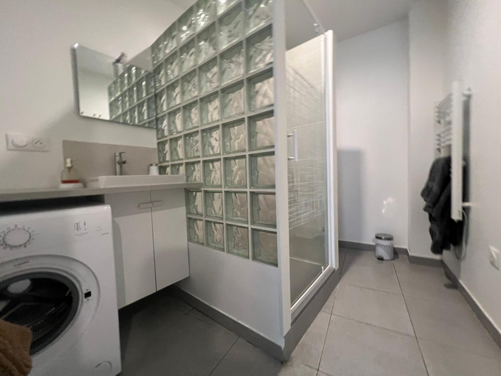 Fenix Appartement T2 40 M2 Cosy Rdc Plein Centre Ville Pierrelatte Eksteriør bilde
